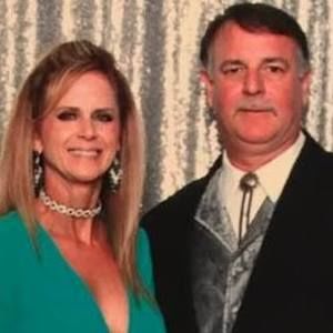 Meet your Posher, Troy